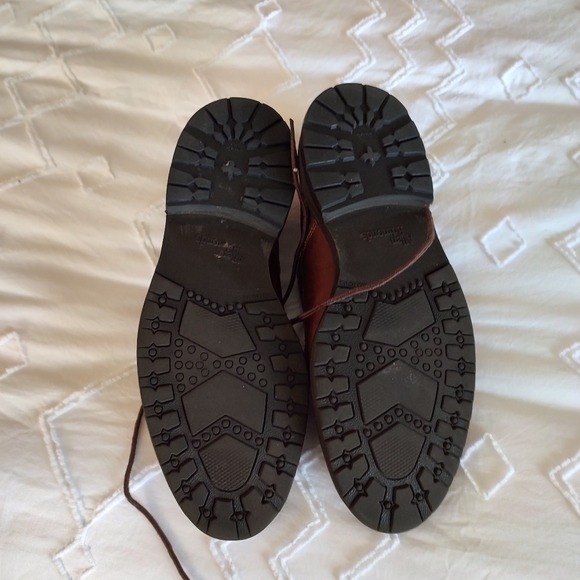 Allen Edmonds - Picture 2 of 2